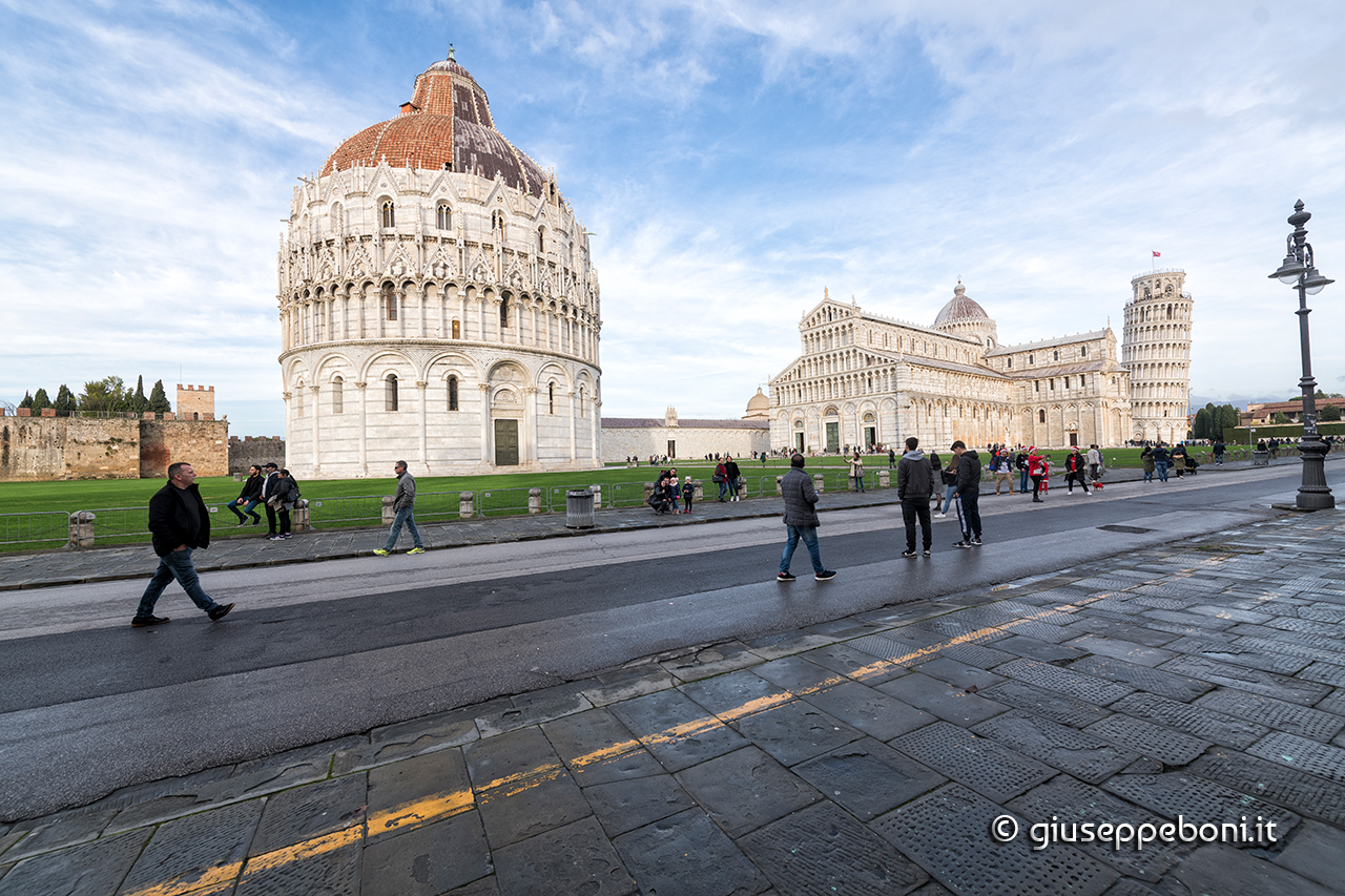Pisa: piazza dei Miracoli