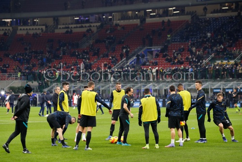 fc Inter players during warm up
