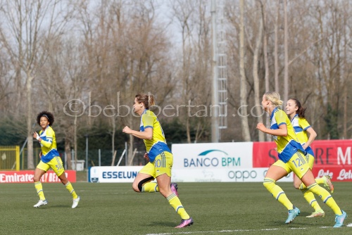 Cristiana Girelli (Juventus striker) goal celebration