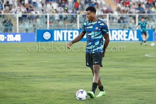 Denzel Dumfries (fc Inter defender)